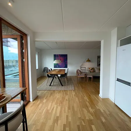 Lejlighed Luxury W Water View